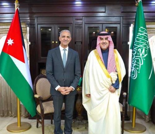 الرئيس_والعنقري1